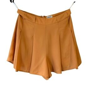 Sunday Best Orange Shorts High-Waisted Flowy Size 2 Festival Date Night Summer